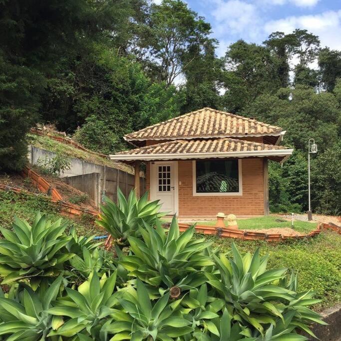 Recanto Dos Beija Flores, Chale Lantana C Monte Alegre do Sul Exteriör bild